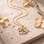 Cadena Flor Siete Cueros